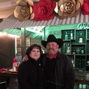 Meet your Posher, Dina longoria